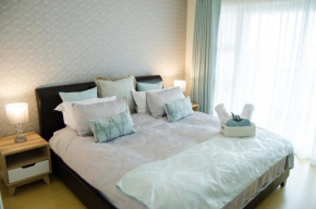 Отель Aya Luxury Apartments 56  Дурбан